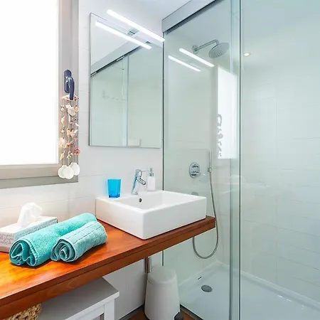 Modern Panoramic Sea View House * Сон-Серра-де-Марина
